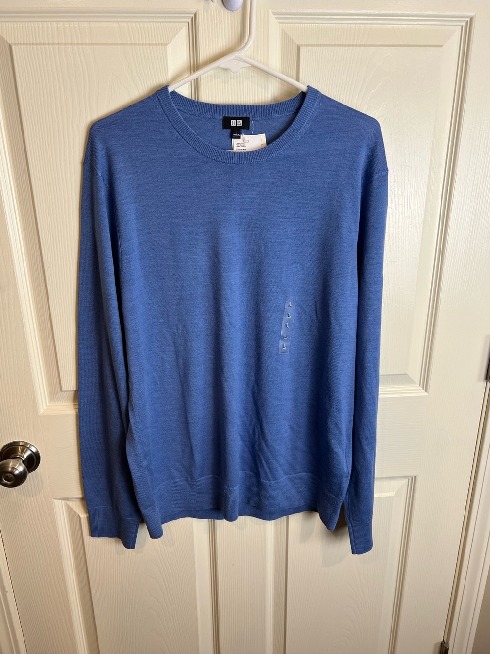 New with tags Uniqlo Wool crew neck sweater large
